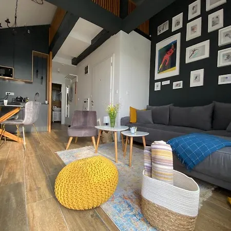 Apartament L8